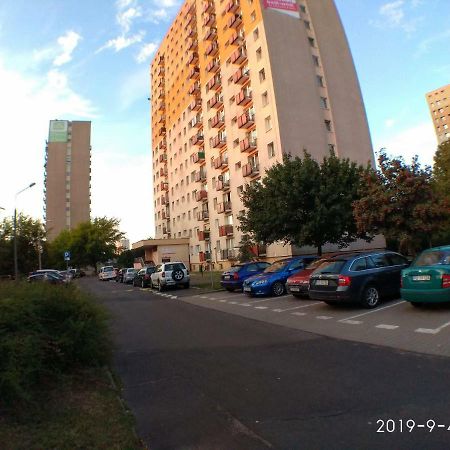 2020 Zwyciestwa 18 - Mieszkanie / Kawalerka / Studio Poznan Ngoại thất bức ảnh